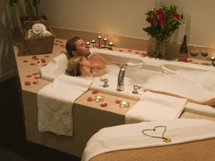 Jacuzzi ( Branch 61 Signature only )
